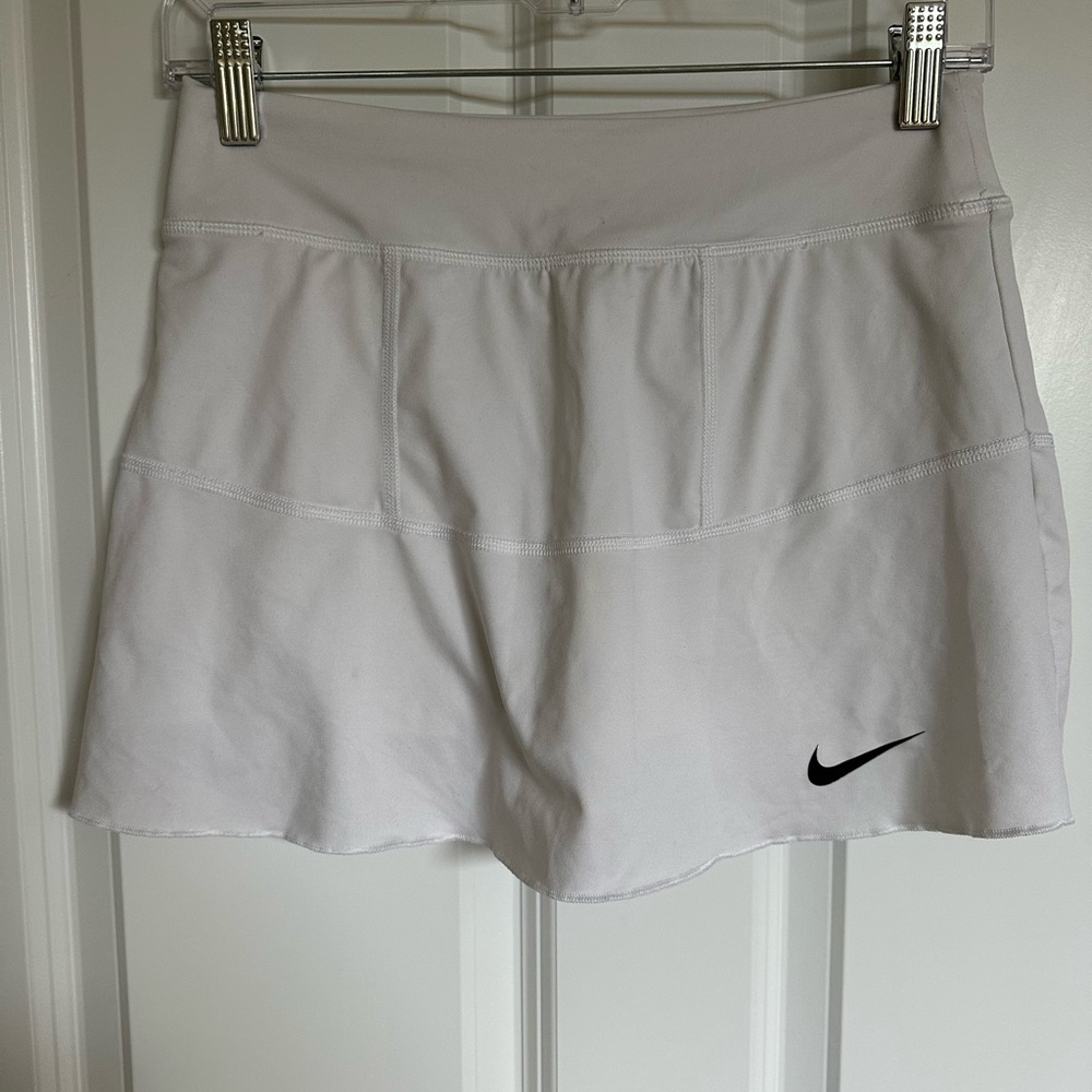 White Nike tennis skirt
